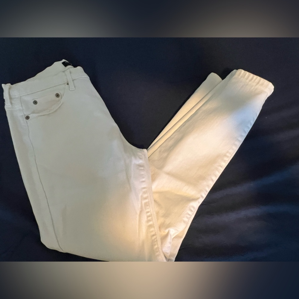 Banana Republic White Petite Skinny Jeans